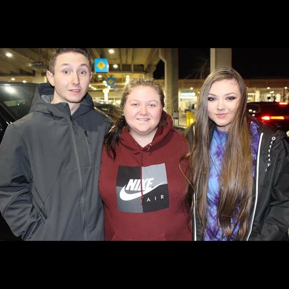 💕POSH AMBASSADOR💕 - Picture 3 of 3